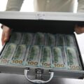 W czym przechowywać banknoty, aby zachowały swoją wartość?
