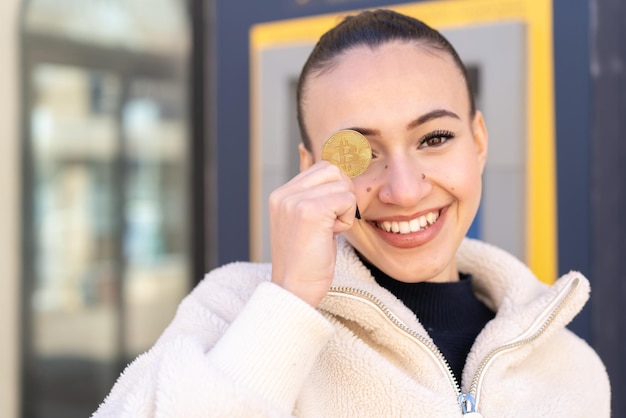 Gdzie sprzedać monety dwuzłotowe, żeby nie stracić na wartości?