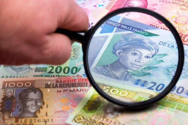 Jak wygląda 200 zł polskie w codziennym obiegu?