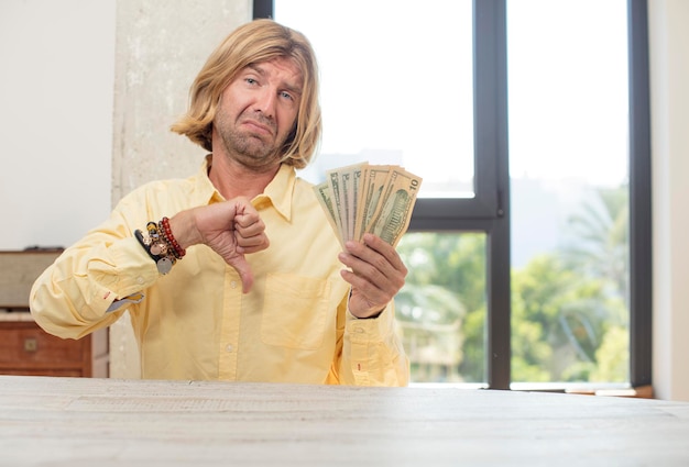 Czy można wymienić stare pieniądze w każdym banku?