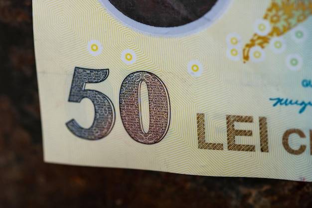Ile jest banknotów 500 zł w obiegu?